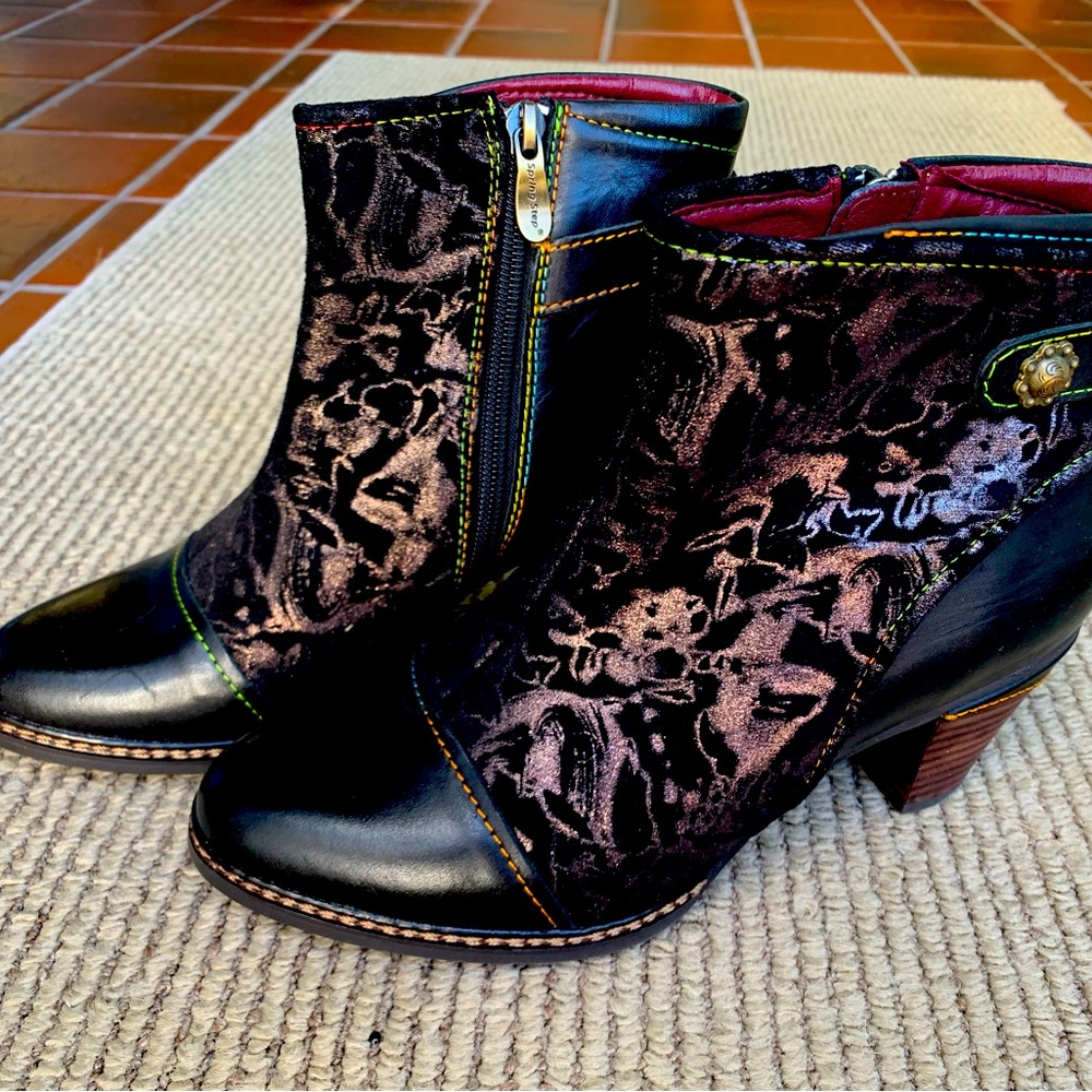 L’Artiste Spring Step Socute Boots, size 39 - New!